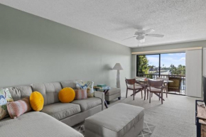 Comfy Waterfront Condo at Tennisplace Sanibel